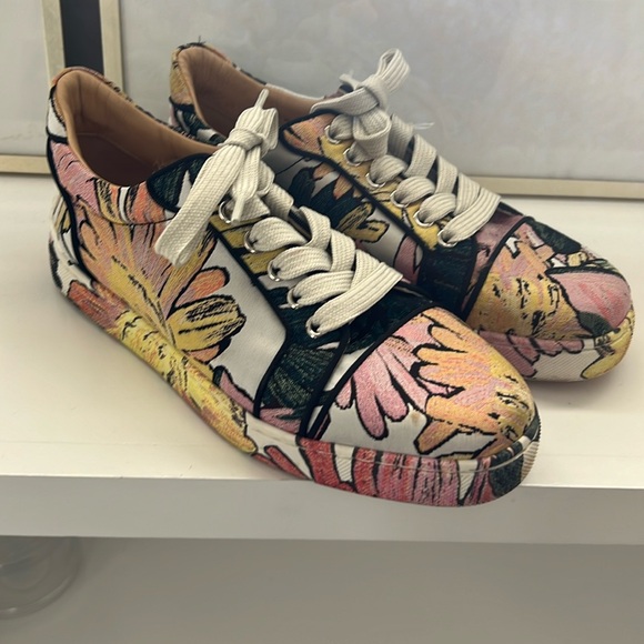 Embroidered Christian Louboutin sneakers - Picture 1 of 7